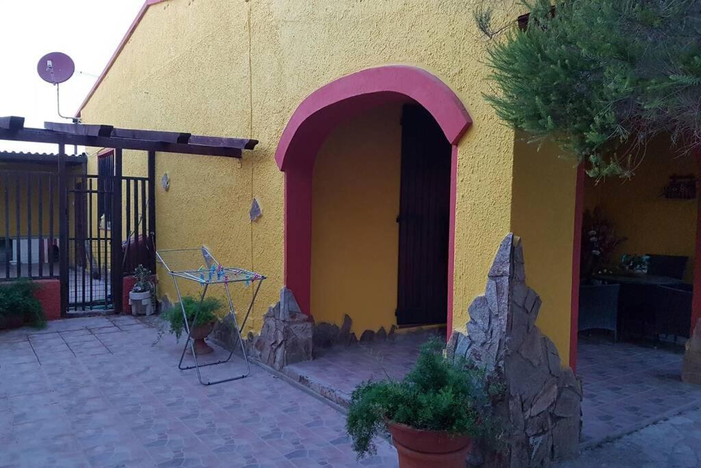 Palma Bnb Lägenhet Maracalagonis Exteriör bild